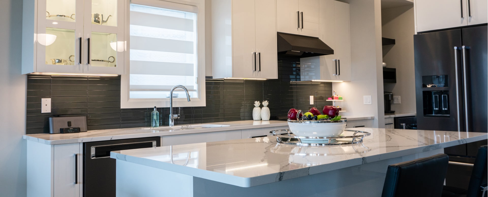 Large, modern kitchen at Meadowlily by Rembrandt Homes.